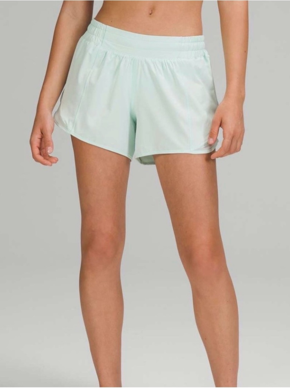 Lululemon Hotty Hot Low Rise Lined Running Shorts Mint Green Size 6 Tall 4" - Picture 2 of 9